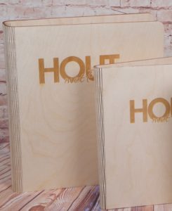Hout-met-passie-twee-houten-boeken-01
